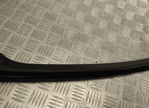 Bmw F40 ramka drzwi prawa przednia 7464802 7464804 11