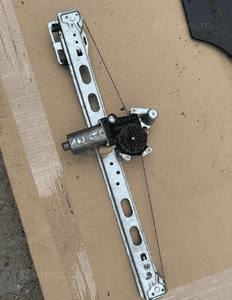 MERCEDES ml 163  przód tyl  szyba zamek podnośnik szyby 9