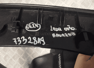 Bmw X1 F48 tapicerka osłona lewa słupka tylnego 7332819 12