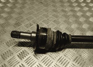BMW F20 F21 125i Półoś PRAWA tylna 7622854 3