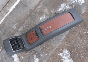 MERCEDES CLS 219 schowek tunel roletki tył