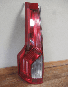 Lampa tylna tył prawa lewa citroen C4 picasso 2006-2010 2
