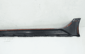 Listwa progowa prawa audi A4 B9 lift allroad 2019- 5