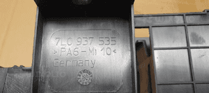 Skrzynka skrzynki bezpieczników mocowanie VW Touareg 7L0937535 5