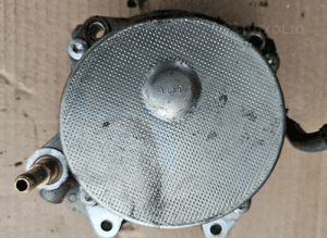 Opel Astra J 4 IV 2.0 CDTI pompa vacu vacum 55205446 2
