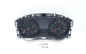 Licznik zegary vw sportsvan 517 17982KM 517920740E 1