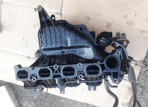 Mazda 3  5 6 Kolektor Ssący 2.0 16V LF94 1