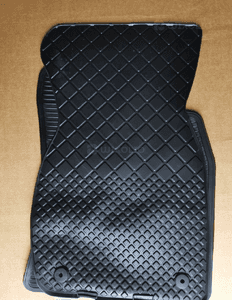 Dywaniki gumowe Audi A6 4B1061501C przód 8