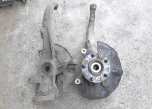 Mazda 6 02-08 Zwrotnica piasta przód Prawa Lewa 1