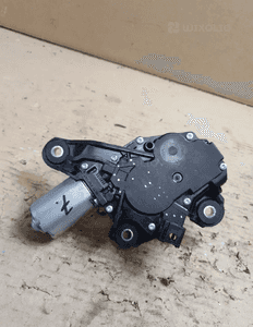 SILNICZEK WYCIERACZKI TYŁ RENAULT nr 0390201856 1