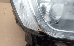 Lampa prawa xenon prawy jeep cherokee WK2 14- 5