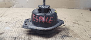 Łapa poduszka silnika Renault Espace IV 1.9 DCI 8200052026C 3