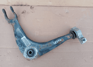 Wahacz prawy przód przedni przód Peugeot 407 2