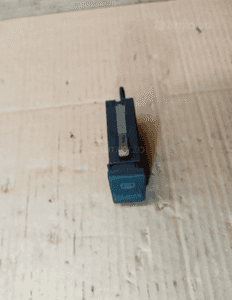 Przełącznik włącznik grzania szyby Audi A4 B5 4D0941503B 2