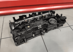 Bmw 3 F30 F31 F20 F21 N47 2.0D pokrywa zaworów głowicy oryginał bdb 1