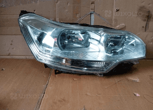 Lampa prawy przód przednia prawa Citroen C5 III UK 9684845180 1