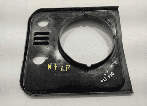 Ramka osłona maskownica lampy lewa land rover defender DHH100790 1999-2014 3