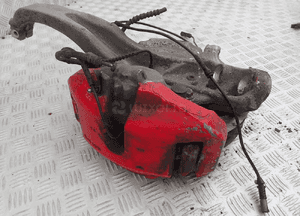 PIASTA ZWROTNICA  LEWY  PRZOD  ZACISK  BWM 5 GT  60/36 4