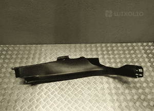 PORSCHE MACAN 95B OSŁONA PRAWA TYŁ 95B867768D 2