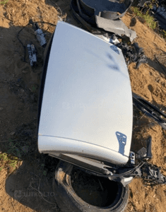 Mercedes SL 230 dach srebrny szyba słupek  siłownik poszycie słupek zawias siłownik 2