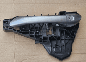 Mercedes W169 A  klamka przód lewa  lak.748 1