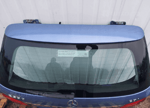 Mercedes e-klasa W212 lift kombi klapa bagażnika tył kompletna w kolor 3