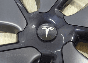 Tesla 3 model 3 kołpak 18" 1044271-00-A 9