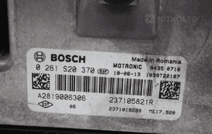 Sterownik silnika komputer Bosch RENAULT TWINGO III 0.9TCE  237105821R 2