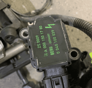 mercedes 2,0 kompressor silnik m111  c e slk clk 200 Osprzęt łapa pompa podstawa 11