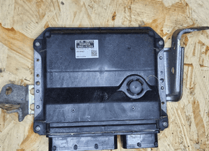 Toyota PRIUS III 11-15 sterownik komputer silnika 89661-47200 1