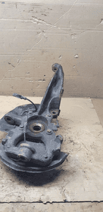 Zwrotnica prawy przód przednia prawa Land Rover Discovery III 2.7 TDV6 3