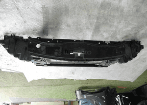 Vw touareg lift pas przedni 7L0 cały 2