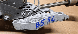 Kolumna kierownicza krzyżak VW Passat B5 FL 3B0419502F 9