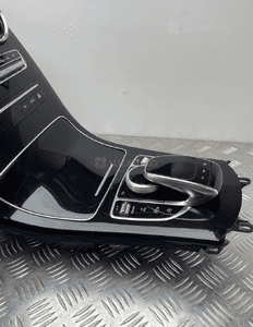Mercedes W205 panel sterowania schowek A2059055811 6