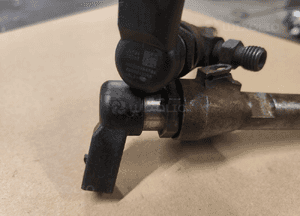 Siemens 1.5dCi oe h8200294788 WTRYSK WTRYSKIWACZ 2