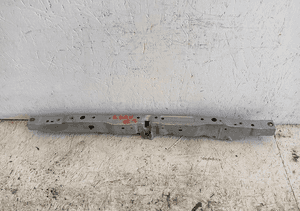 Pas przedni górny wzmocnienie górne toyota RAV4 iv 12- 1