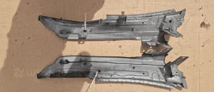 Wspornik mocowanie prawy lewy błotnika audi Q7 4L 4L0805157B 4L0805158B 3