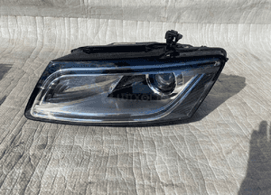 Audi Q5 lift 8R0941031C bixenon lewy skrętny 12- 1