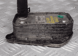 Chłodnica oleju mercedes 2.2 cdi A6111880301 2