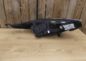 Lampa przednia przód lewa ford fiesta MK7 lift 2012- 2