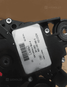 Silniczek wycieraczki tył tylnej Ford Focus MK3 F1FB-17K441-AA 0390201259 2