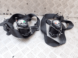 PASY BEZPIECZEŃSTWA  LEWY / PRAWY PRZÓD PEUGEOT 308 T9   96776842XX / 96776852XX  2