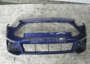 Ford focus MK3 lift st na spryski cały zderzak przedni 1
