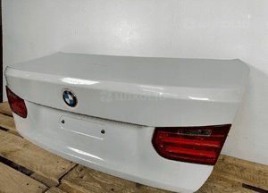 Klapa bagaznika tyl tylna bmw 3 F30 sedan 2011- bardzo ladna oryginalna 3
