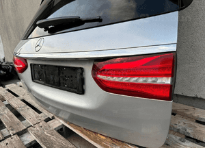 Klapa bagaznik tyl mercedes e W213 kombi kompletna 3