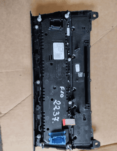 Panel radia klimatyzacji bmw F10 F11 9299008 3