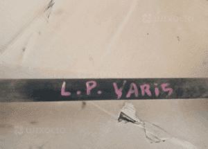 Półoś lewa półośka Toyota Yaris I 99-05r 4