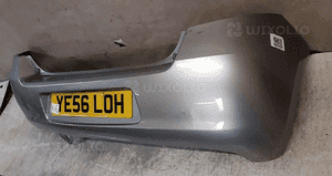Zderzak tył tylny do toyota yaris ii 2 hb 1E7 srebrny 3