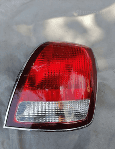 Lampa tył Hyundai XG30 1
