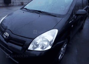 Toyota corolla verso ii 04-07 2.2 D4D chłodnica wody 16